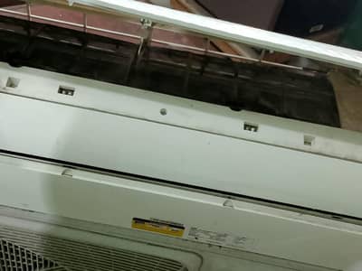 Hair AC 1 Ton