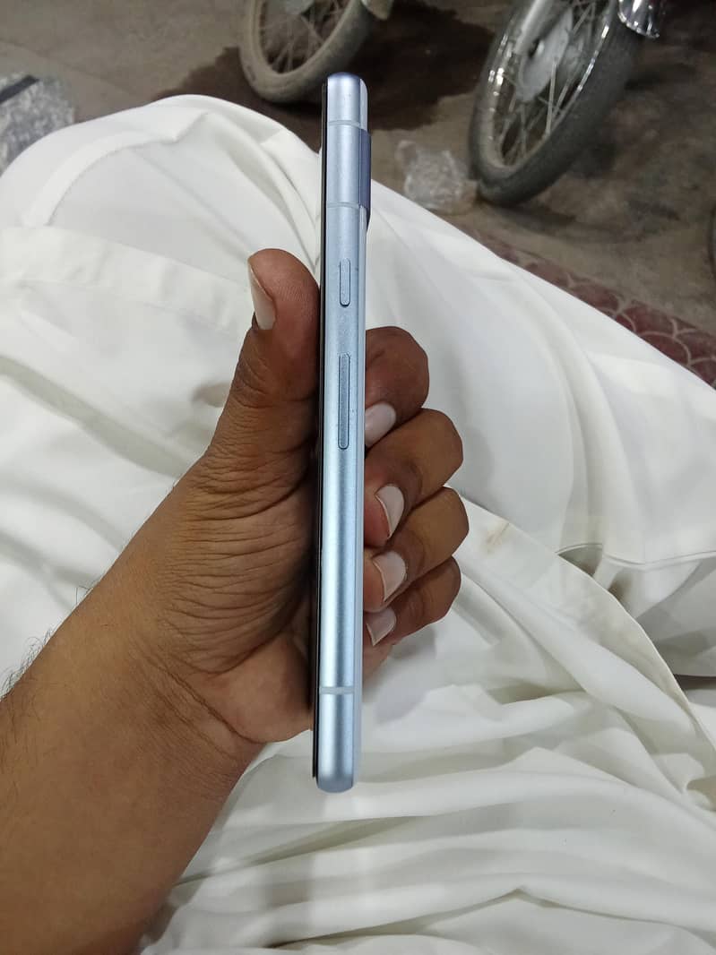 Google pixel 7a 3