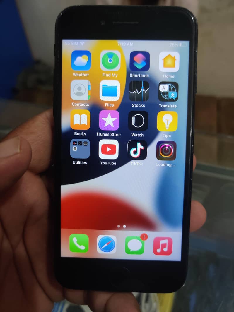 Apple iPhone 7 4