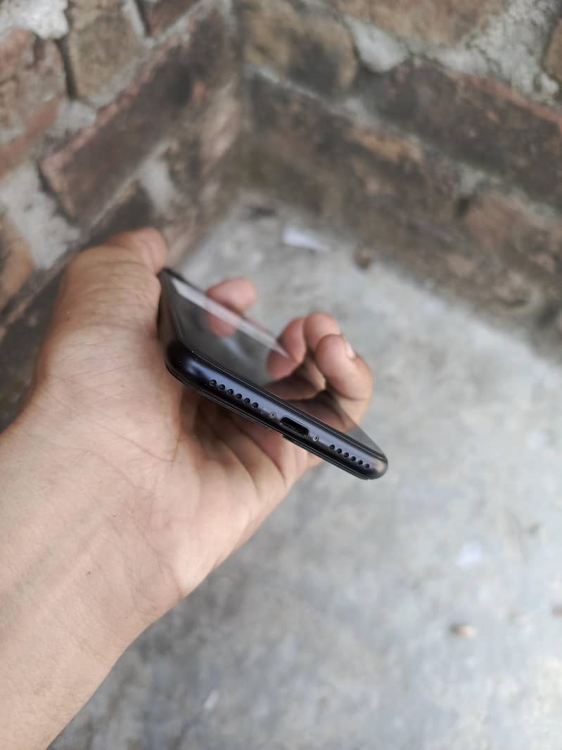 Apple iPhone SE 2