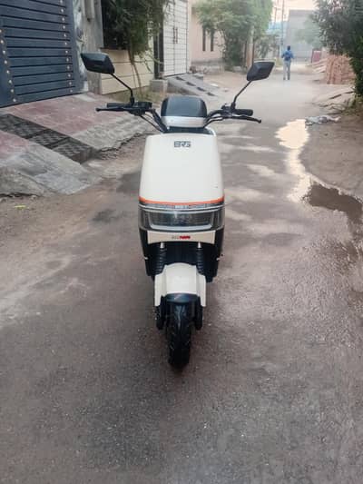 home used  scootery