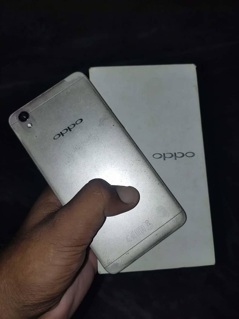 OPPO A37 0