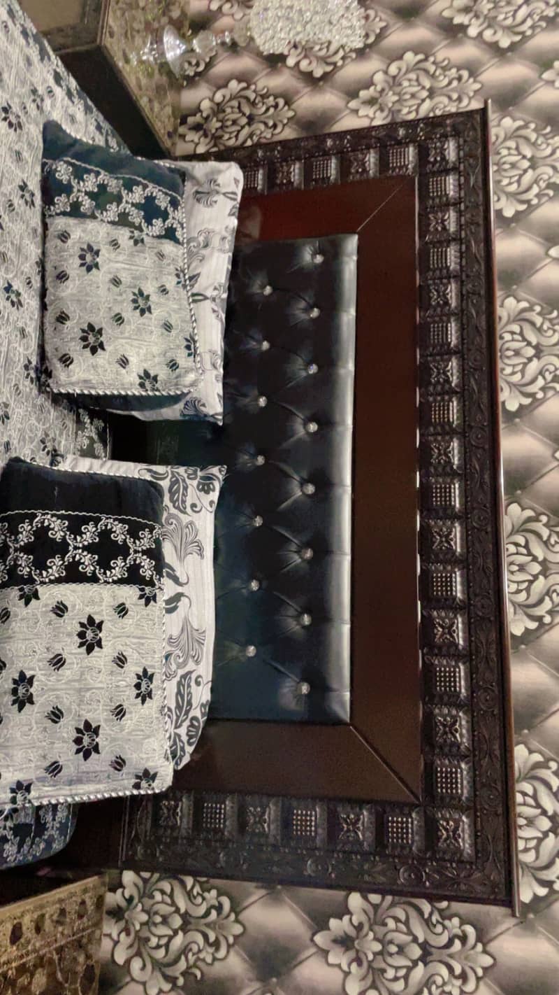 Bed side tables and dressing 5