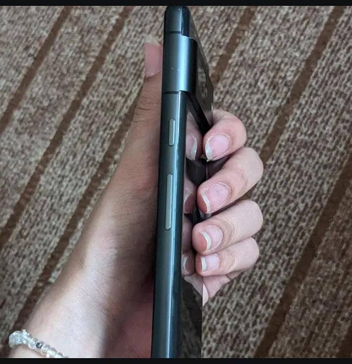 Google Pixel 7a official 4