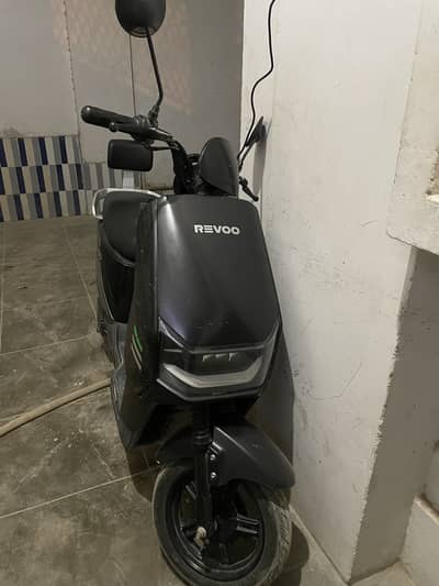 Revoo A10 electric urgent sale