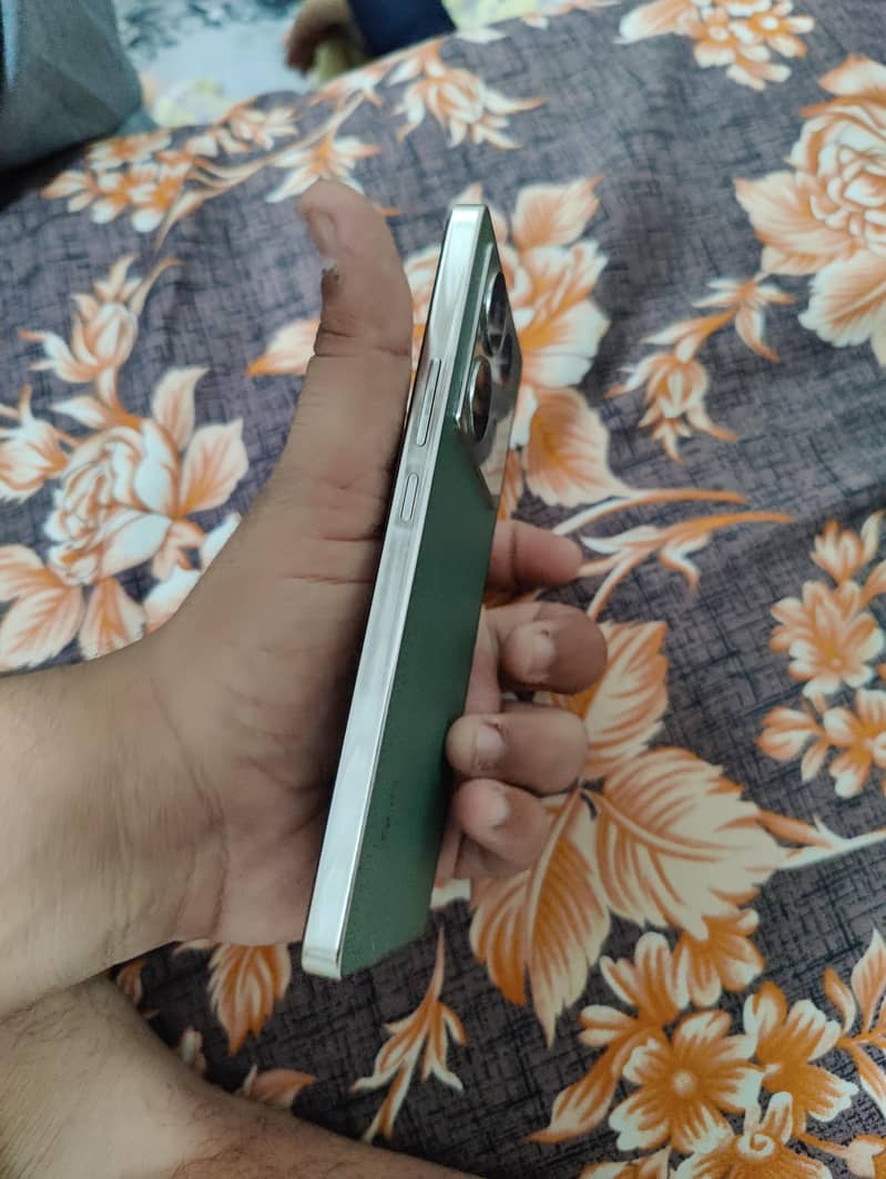Infinix Note 40 4