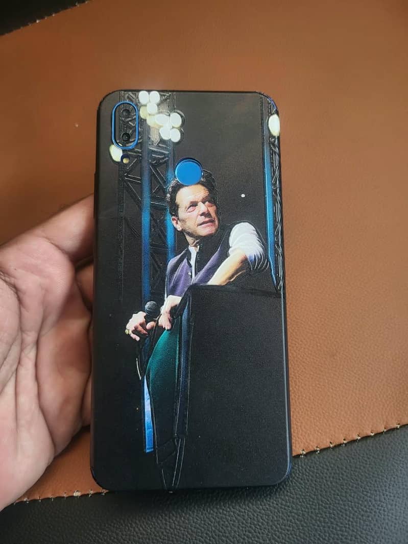 Huawei Nova 3i 3