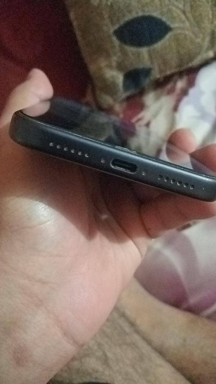 Apple iPhone 17 Pro Max 5