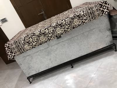 Heavy duty iron trunk/peti