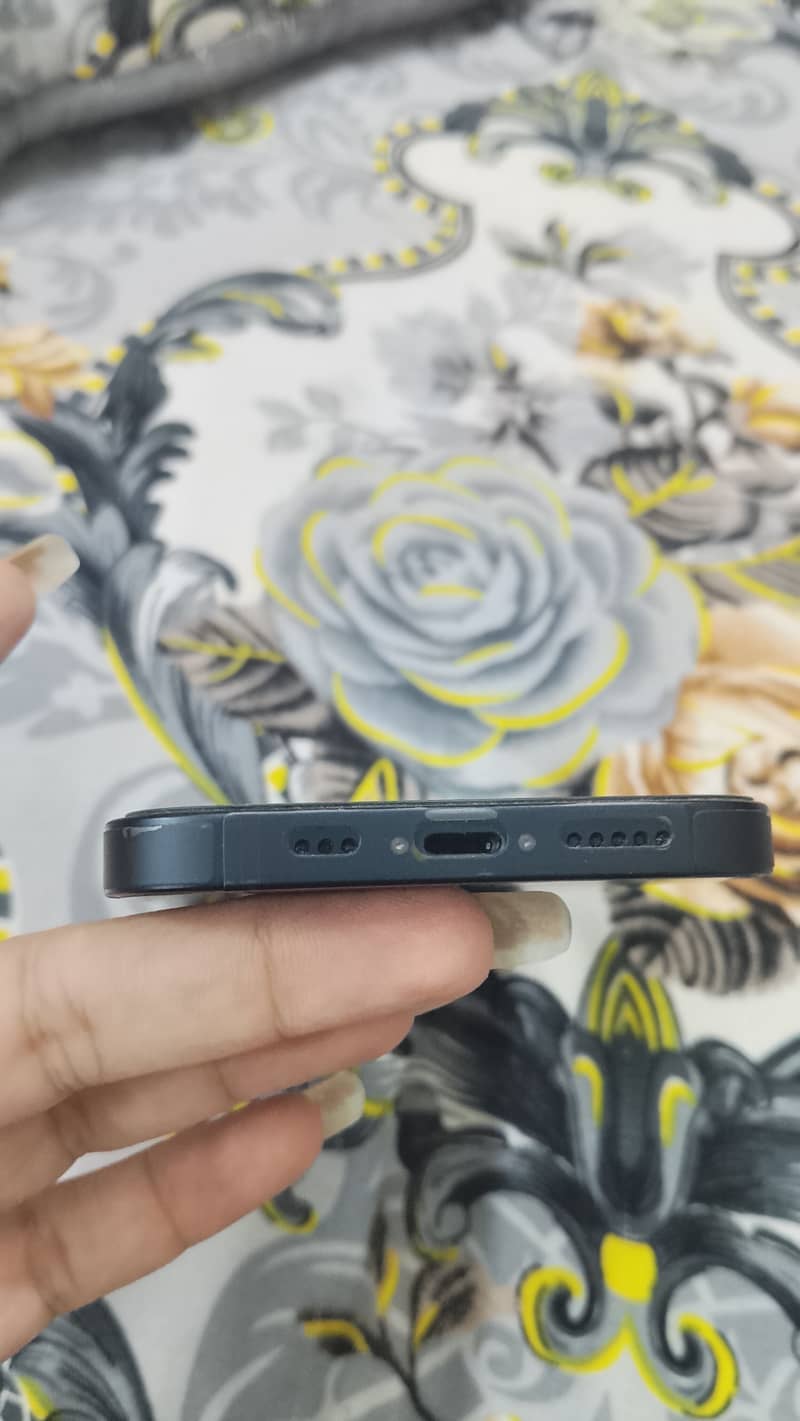 Apple iPhone 14 2