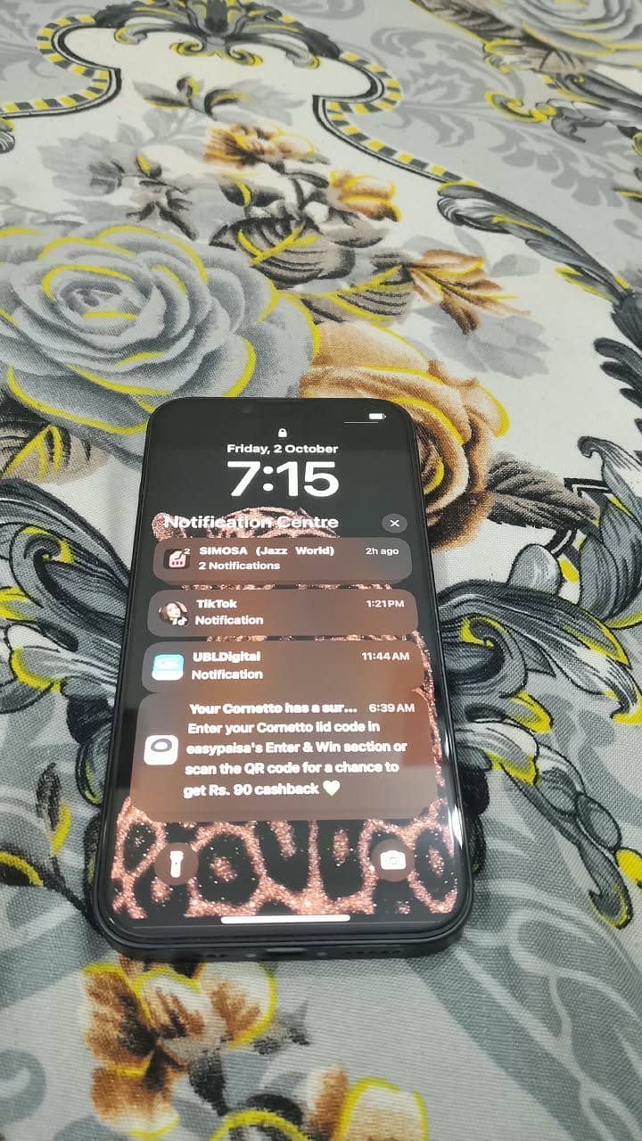 Apple iPhone 14 4