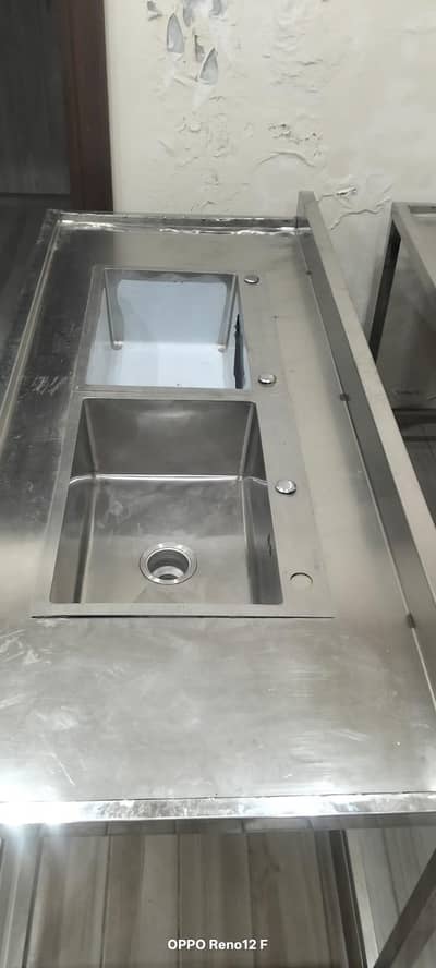 Steel sink very good condition