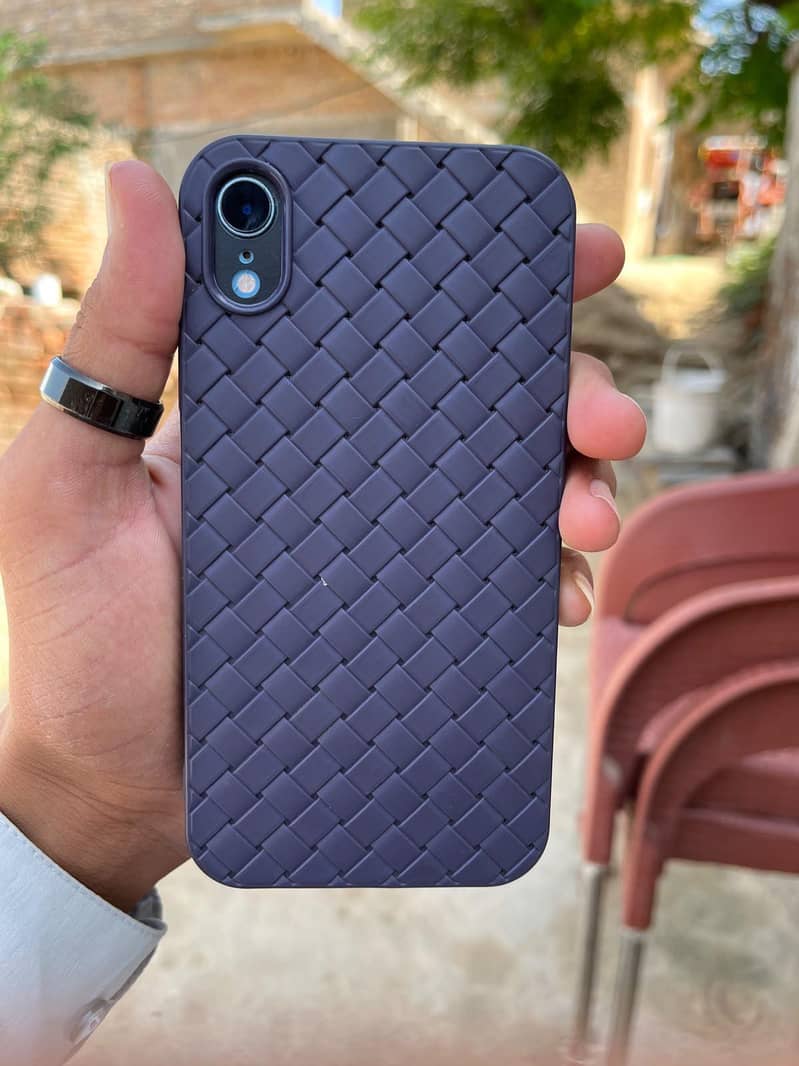 Apple iPhone XR 2