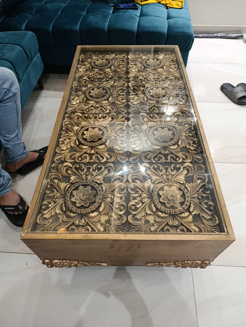 center table 0