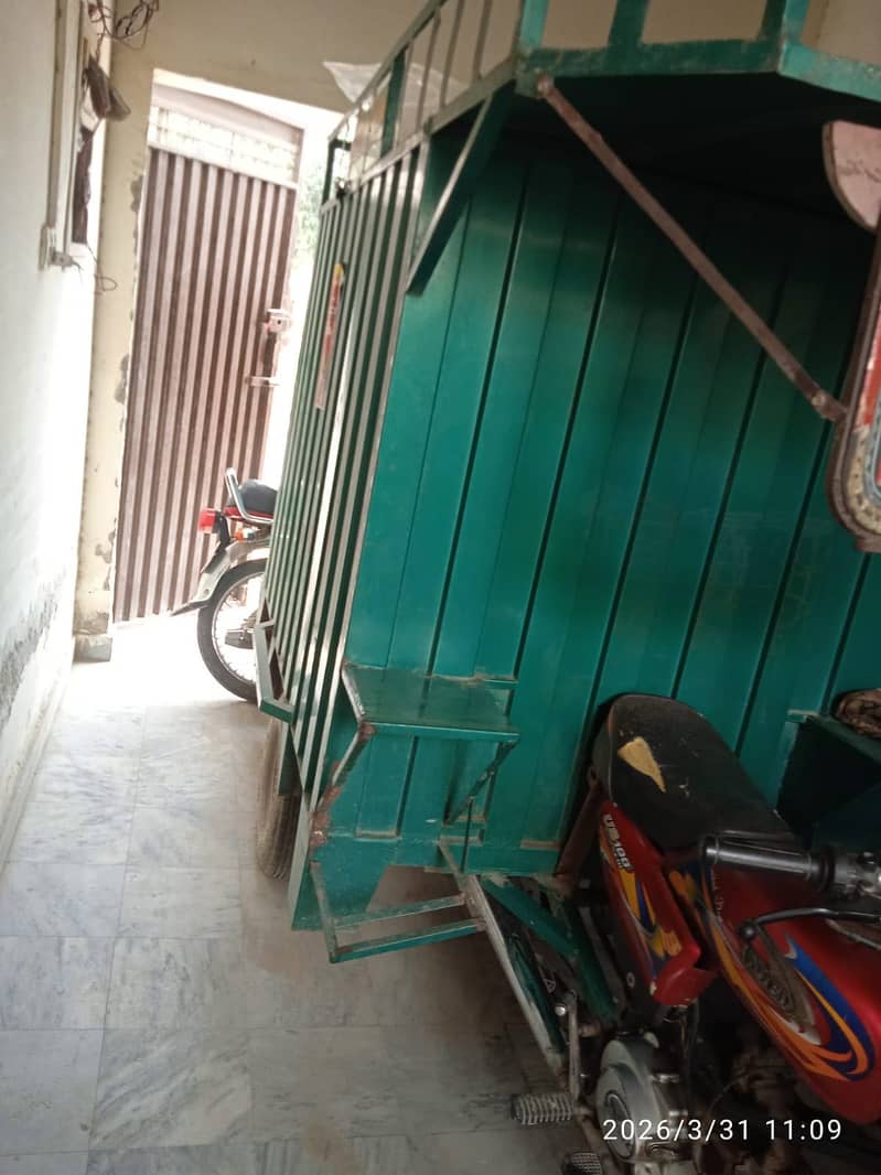 Motor cycle Riksha 2