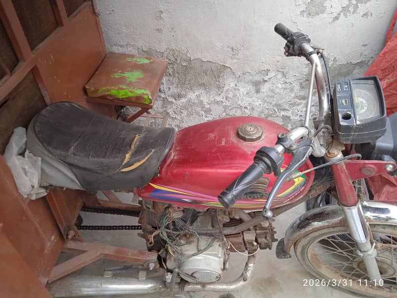 Motor cycle Riksha 6