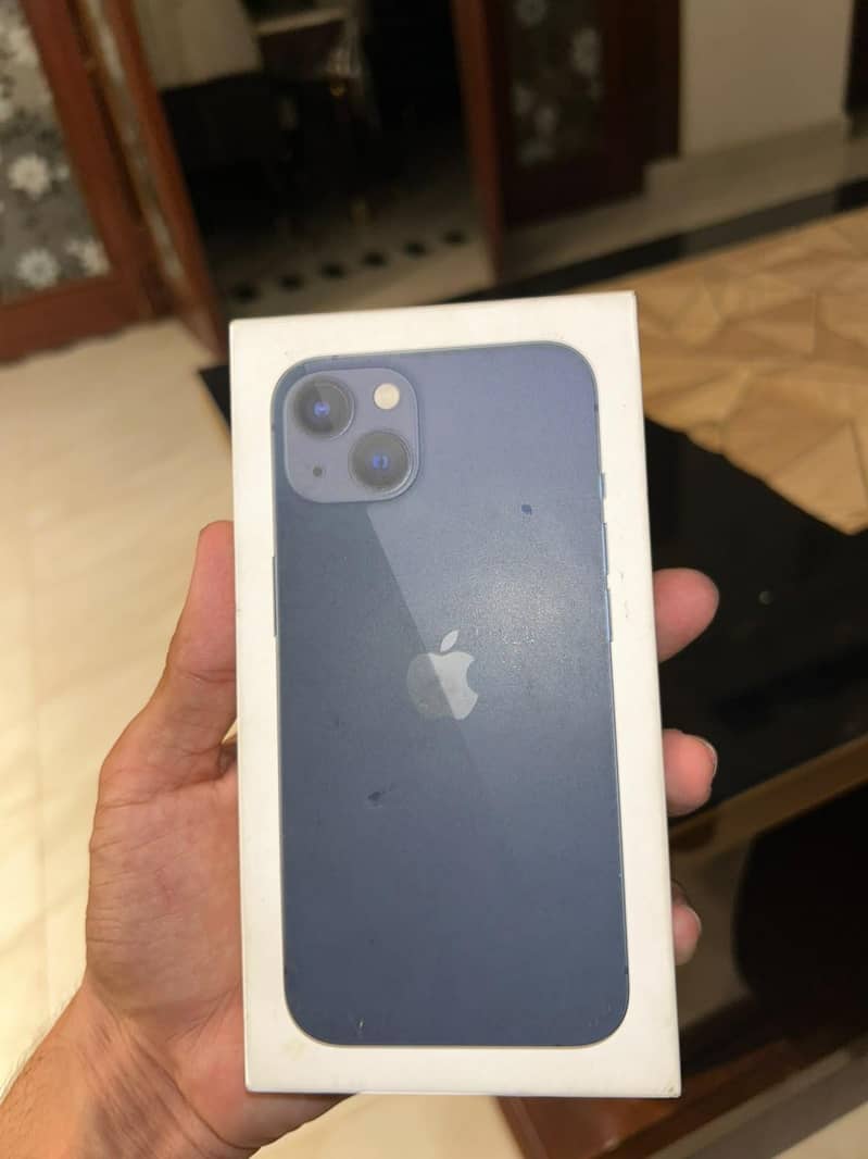 Apple iPhone 13 6