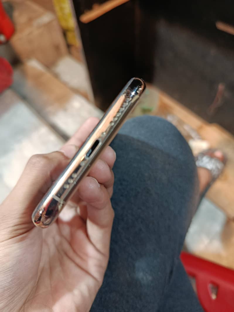 Apple iPhone XS 2