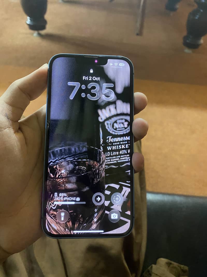 Apple iPhone 13 2