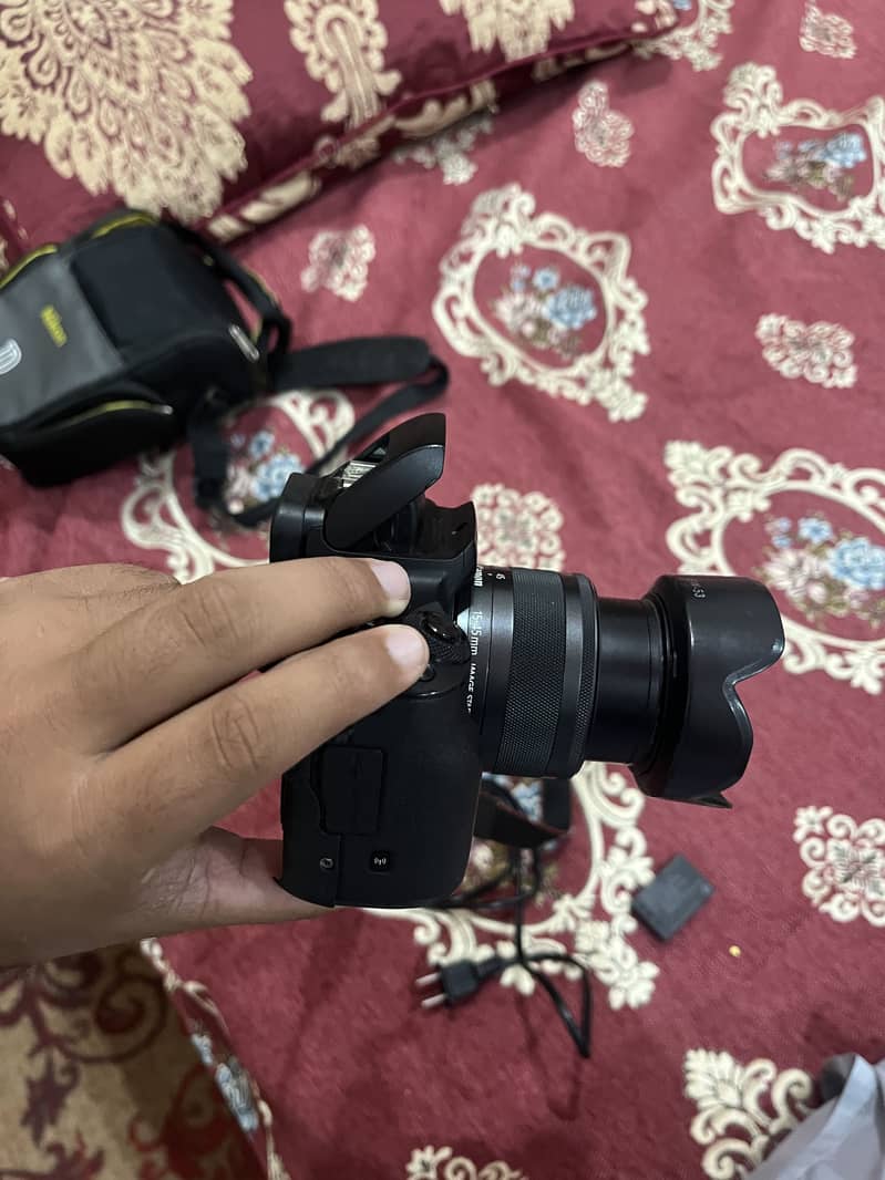 Canon camera M50 2