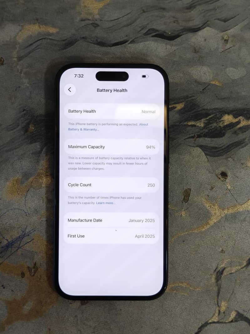 Apple iPhone 15 3