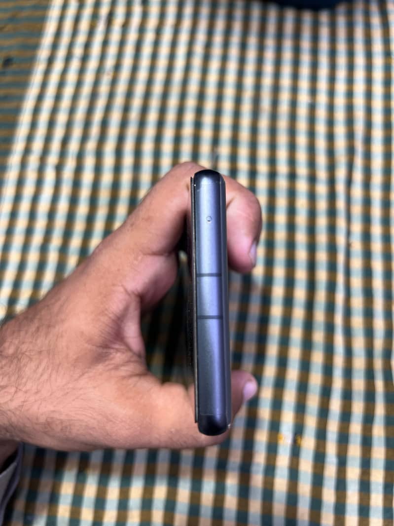 Google Pixel 7a 3