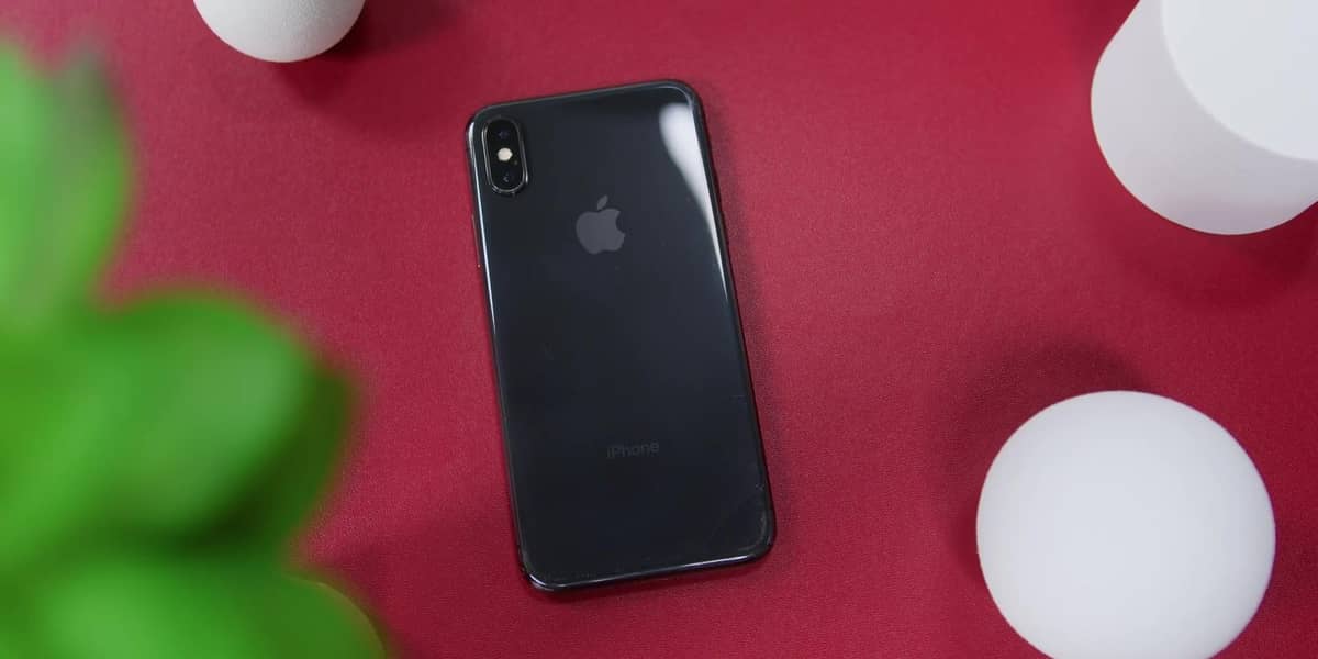 Apple iPhone X 0