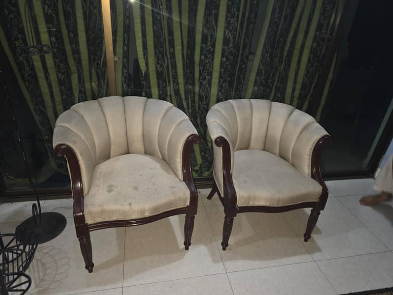 Bed, 2 chairs with table 2