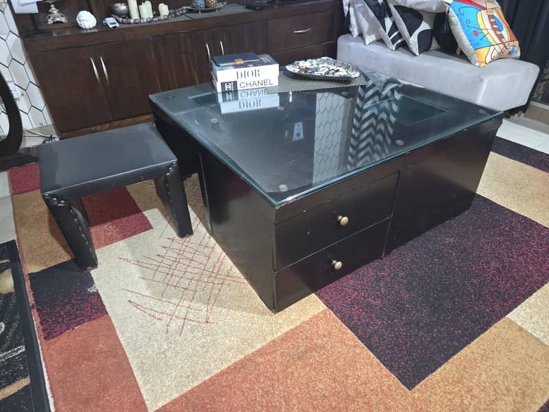 Bed, 2 chairs with table 3