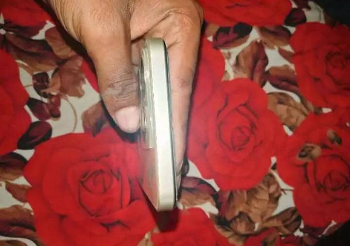 Realme C61 5