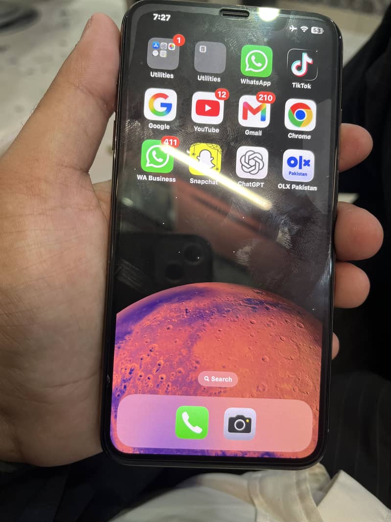 Apple iPhone XS Max 1