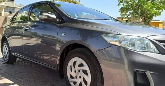 Toyota Corolla GLI 2012  1.6 automatic (body 100% genuine paint)