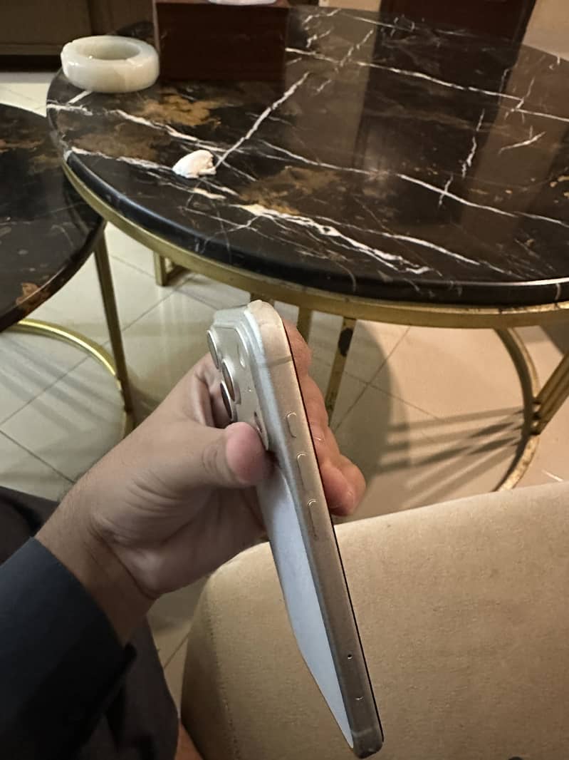 Apple iPhone 17 Pro 6