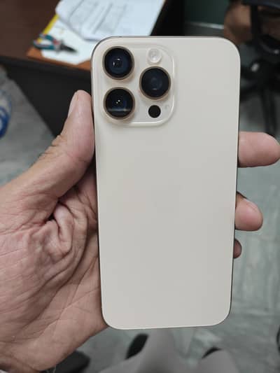 Apple iPhone 16 Pro Max