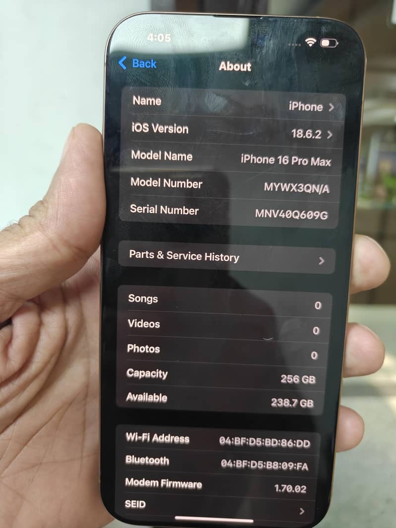 Apple iPhone 16 Pro Max 1
