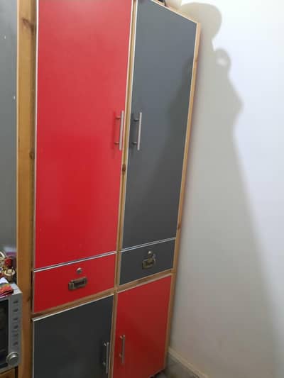 showcase kitchen cabinet