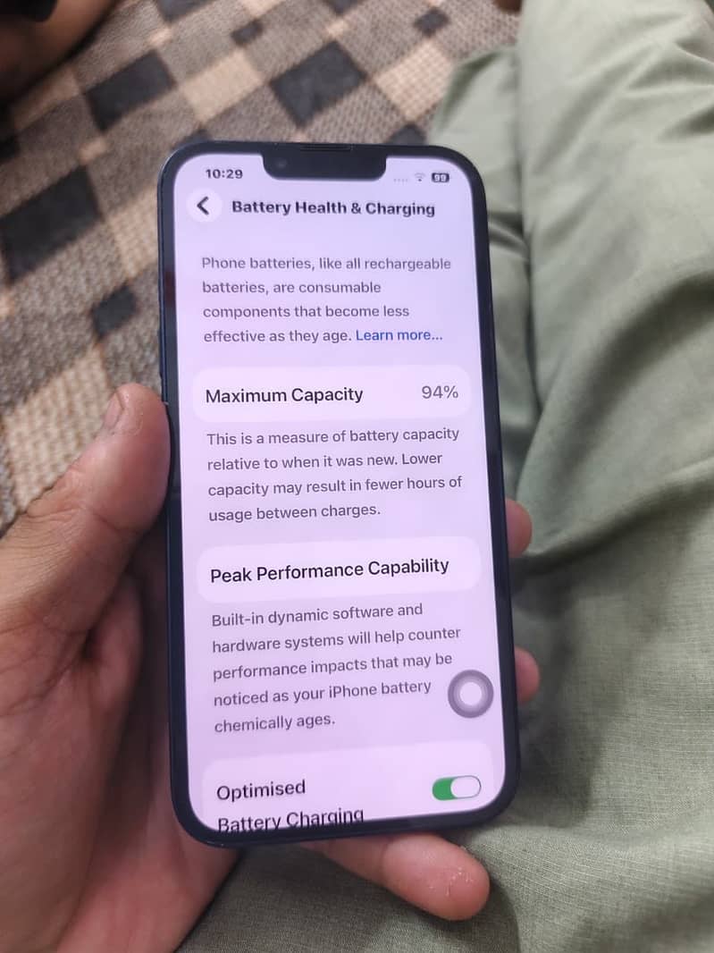 Apple iPhone 13 5