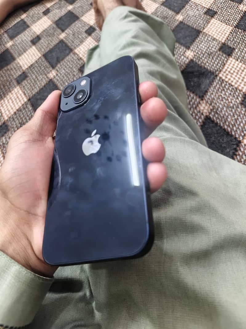 Apple iPhone 13 7