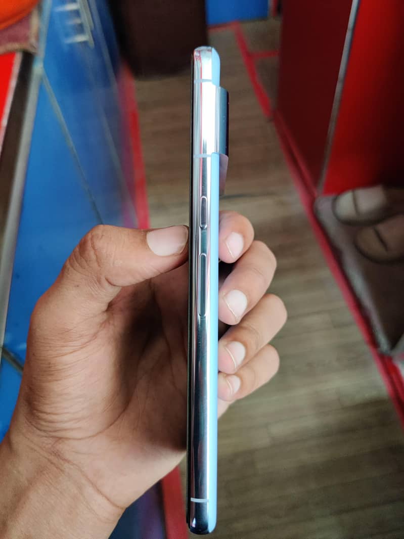 Google Pixel 8 Pro 5