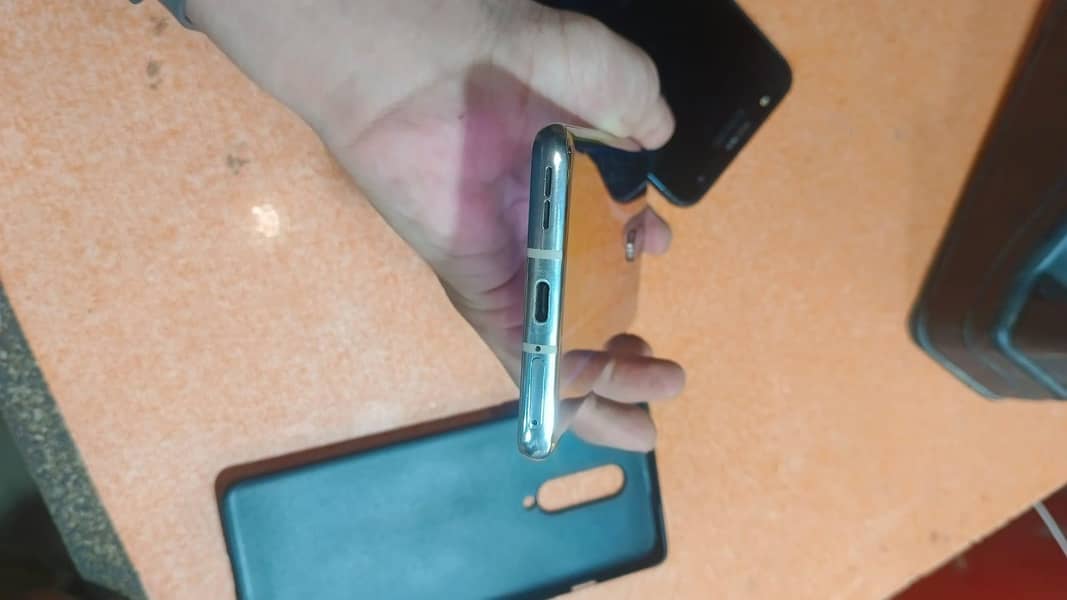 undefined 6