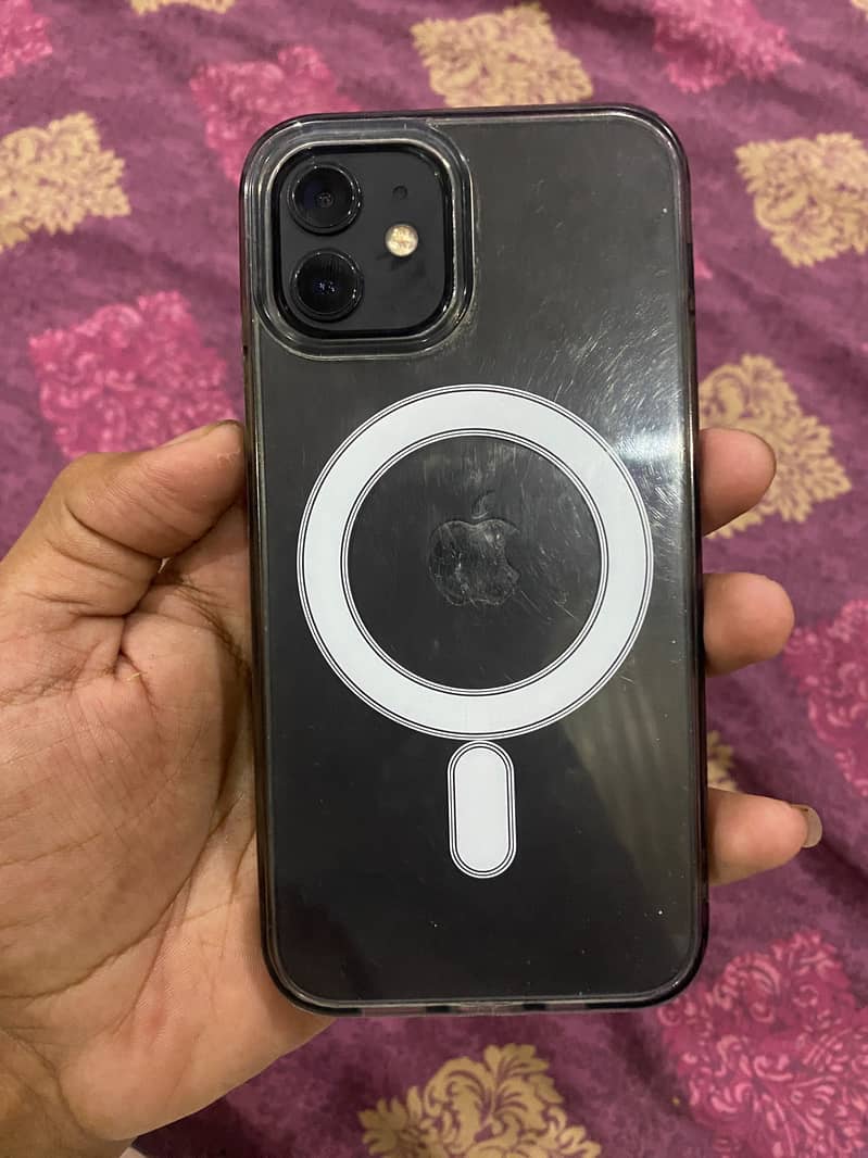 Apple iPhone 12 7