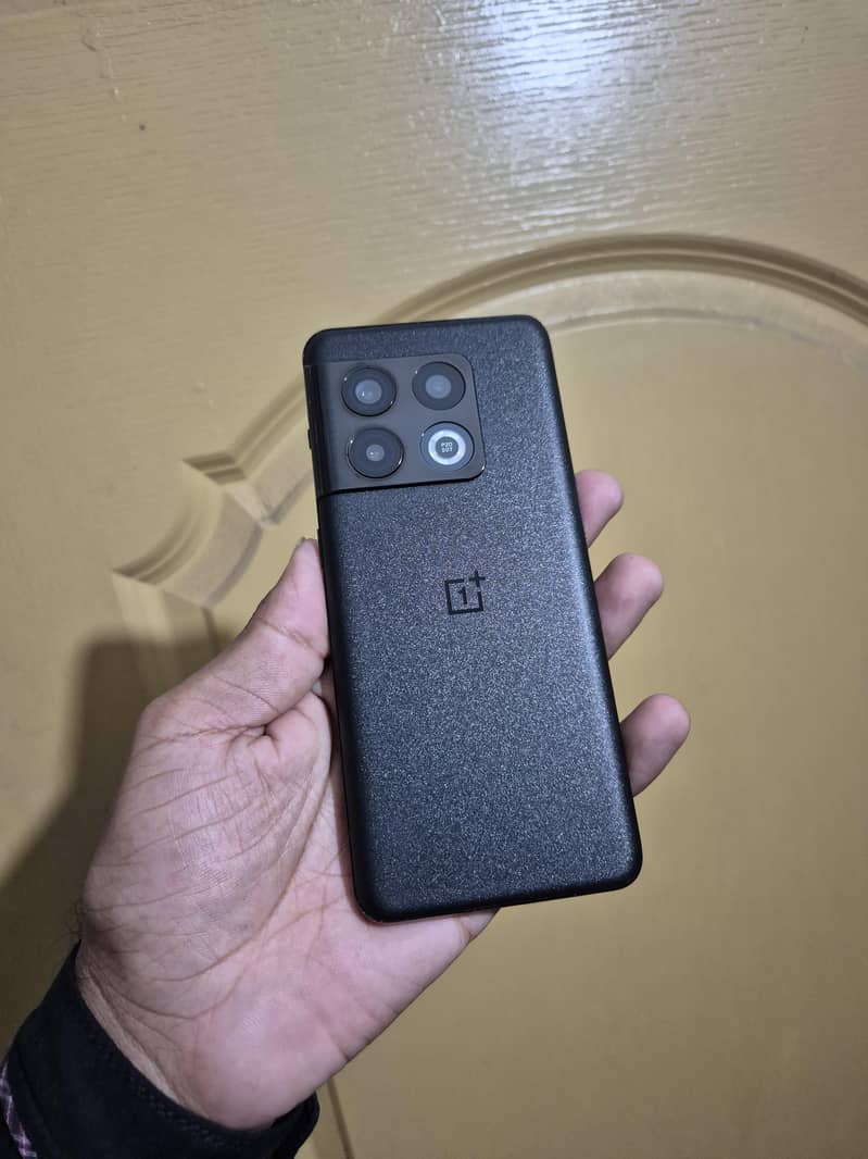 One Plus 10 Pro Sim working 1