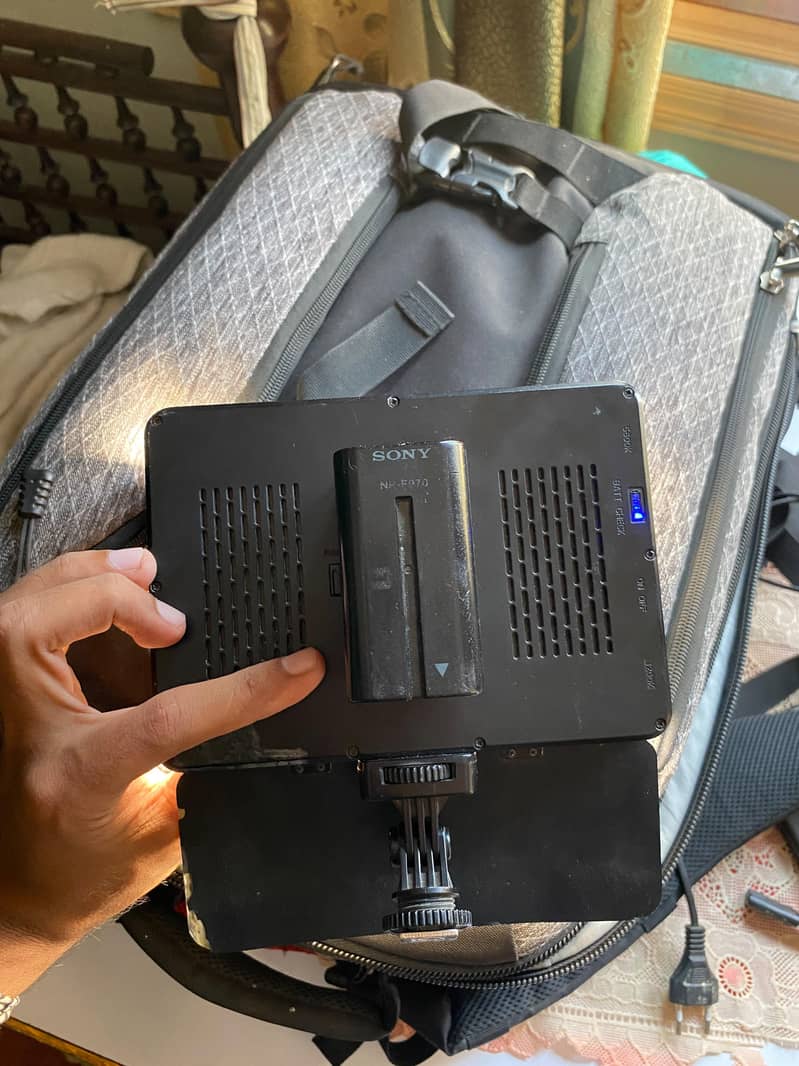 video light 2