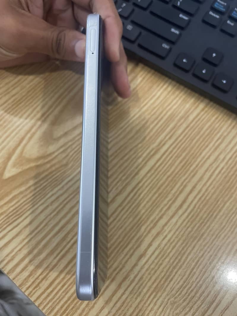 OPPO A6s 2