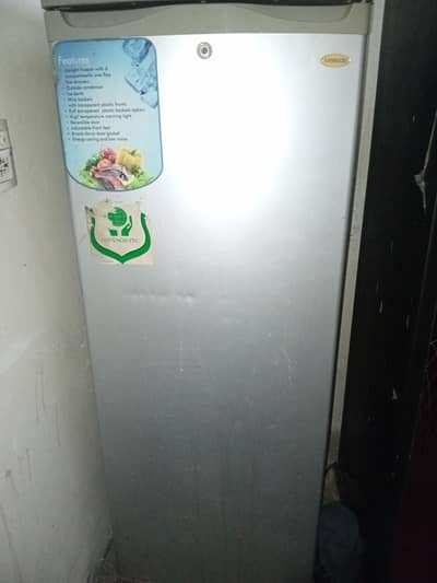 Kenwood Upright Freezer KDF-222V – 183L