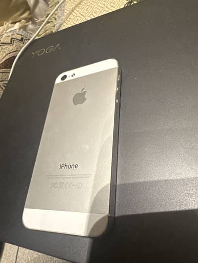 Iphone 5 Bought from au 03058749900 wtsp