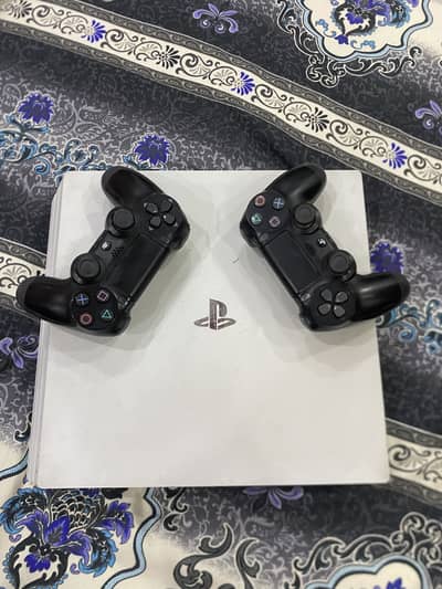PS4 pro 1 TB