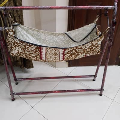 cradle new born