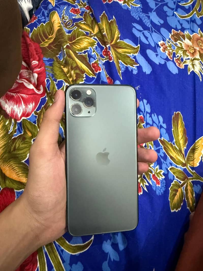 Apple iPhone 11 Pro Max 6