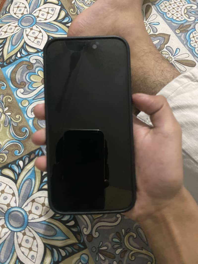 Apple iPhone 14 Pro Max 1